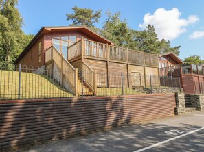 Exterior - High Lake View Lodge (Windermere)