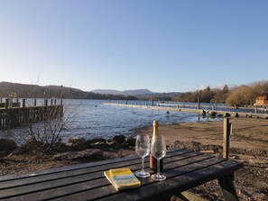 Property grounds - High Lake View Lodge (Windermere)