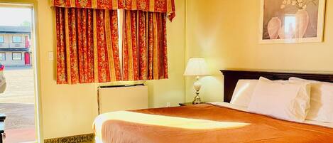 1 dormitorio, tabla de planchar con plancha, Internet y ropa de cama