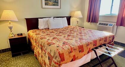 Rocky Mountain Lodge - Standard Room, 1 King Bed