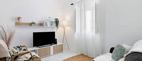 TV