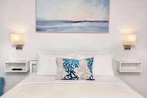 Tabla de planchar con plancha, wifi y ropa de cama 