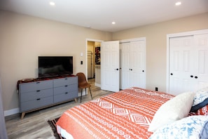 1 chambre, fer et planche à repasser, accès au Wi-Fi (inclus)