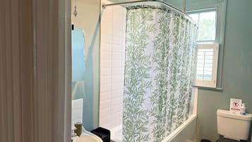 風筒、提供毛巾、番梘、廁紙