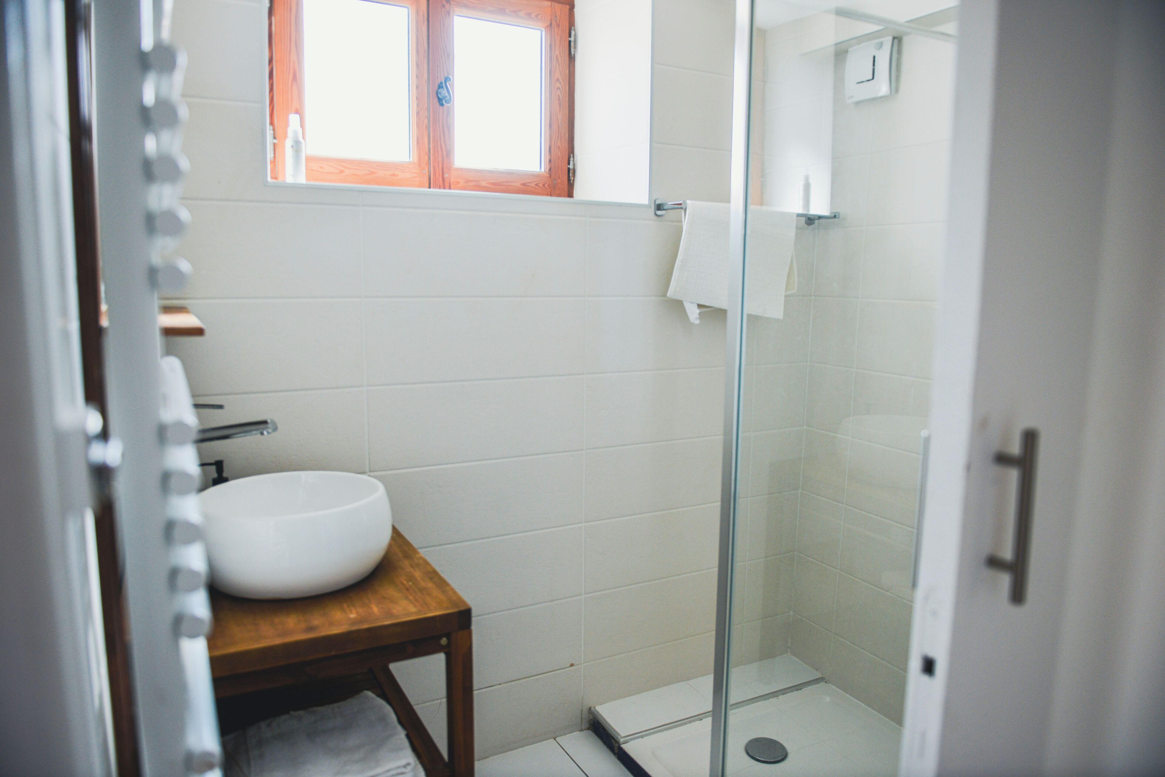 Serviettes fournies, savon, papier toilette