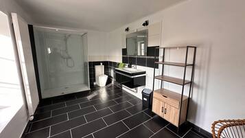 Towels, soap, toilet paper