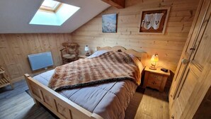 Room - 100m from ski slopes, 2nd floor, balcony, ski locker, 90m², Valfréjus (Valfréjus)