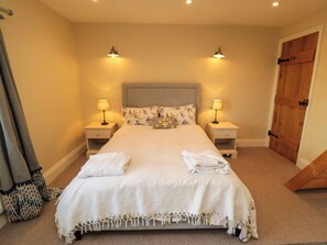 3 bedrooms, individually decorated, individually furnished, free WiFi - St. Anthonys (York)