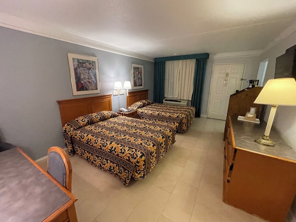 1 habitación, wifi y ropa de cama