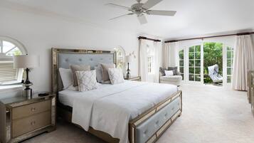 3 bedrooms, in-room safe, iron/ironing board, WiFi