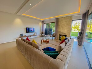 Smart TV, table football, stereo - Villa Luxe Golf - Swimming pool & Cinema (Marrakech)