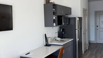 ห้องสแตนดาร์ดดับเบิล, ระเบียง, วิวทะเล | ครัวส่วนตัว