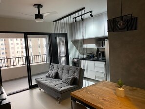 TV - Apartment with pool in Brás (São Paulo)