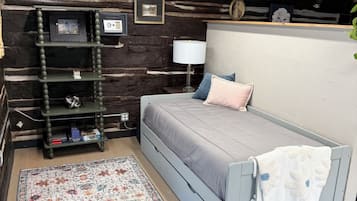 1 bedroom, WiFi, bed sheets, wheelchair access