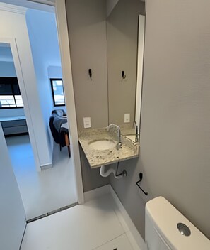 อพาร์ทเมนท์สำหรับครอบครัว | ห้องน้ำ