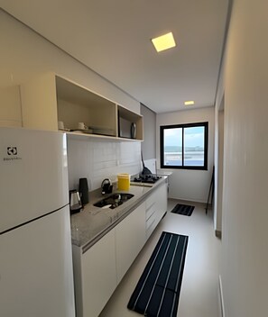 Family Apartment | Private kitchen - Condominio Ipe Roxo (São Paulo)