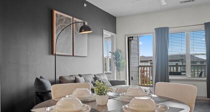 Upscale King 4BR Suite Uptown Charlotte