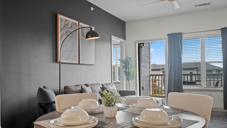 Upscale King 4BR Suite Uptown Charlotte