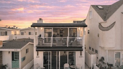 Seabright Sky by Avantstay Top-floor West Newport Retreat Balcony Near Beach + Cafes