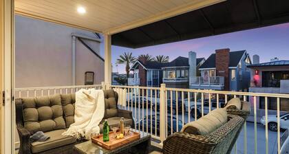 Seabright Sky by Avantstay Top-floor West Newport Retreat Balcony Near Beach + Cafes