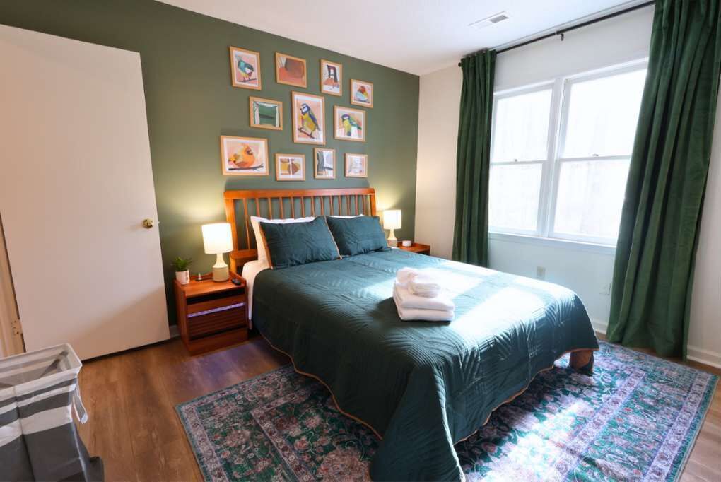 アイロン / アイロン台、旅行用ベビーベッド、WiFi、ベッドシーツ