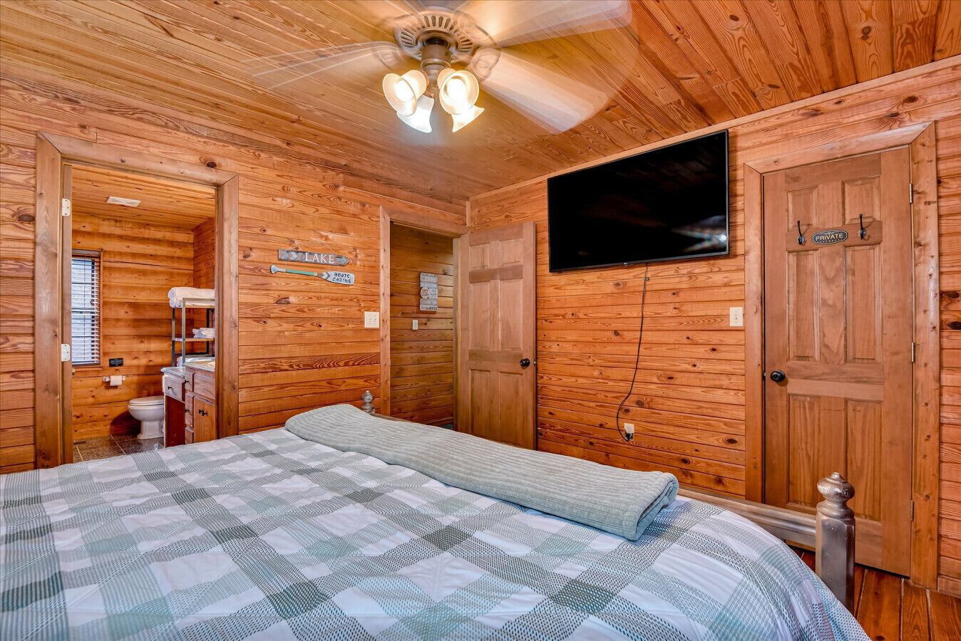 4 Schlafzimmer, kostenloses WLAN, Bettwäsche