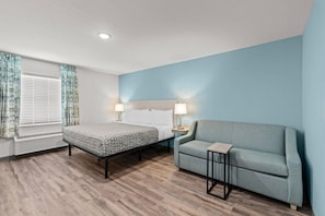 Desk, laptop workspace, iron/ironing board, free WiFi - WoodSpring Suites Atlanta Canton (Canton)