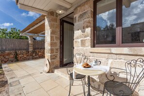 Outdoor dining - Dimora Maria - Salento Reservation (Pacci)