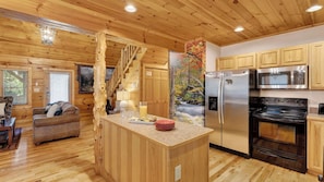 單棟房屋 (3 Bedrooms) | 內部