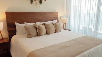 Strykejern/-brett og sengetøy