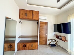 Interior - Mr. W | Exclusive 2-Bedroom Condo in Torre Marsai (Punta Negra)