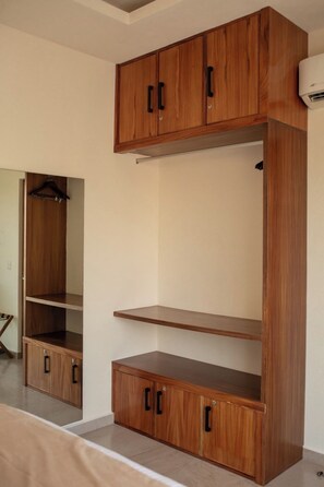 Interior - Mr. W | Exclusive 2-Bedroom Condo in Torre Marsai (Punta Negra)