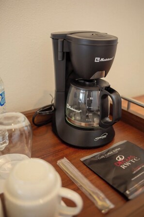 Coffee and/or coffee maker - Mr. W | Exclusive 2-Bedroom Condo in Torre Marsai (Punta Negra)