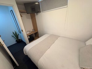 Quarto casal executivo | Escrivaninha, espaço de trabalho para notebook, Wi-Fi de cortesia