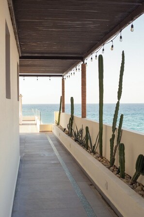 Terrace/patio - Mr. W | Modern and Stylish 1BR in Torre Marsai (Punta Negra)