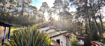 Cozy 4-bedroom cabin in perfect harmony in Rancho ojo de luz cabañas de aventura