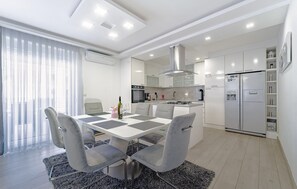Dining - Beautiful home in Zagreb (Zagreb)