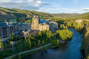 Aerial view - Westin Riverfront AVON/Beavercreek Spring Break March 14-21 Ski in/Ski Out (Avon)