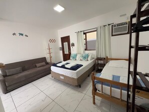 1 Schlafzimmer, Bügeleisen/Bügelbrett, kostenloses WLAN, Bettwäsche