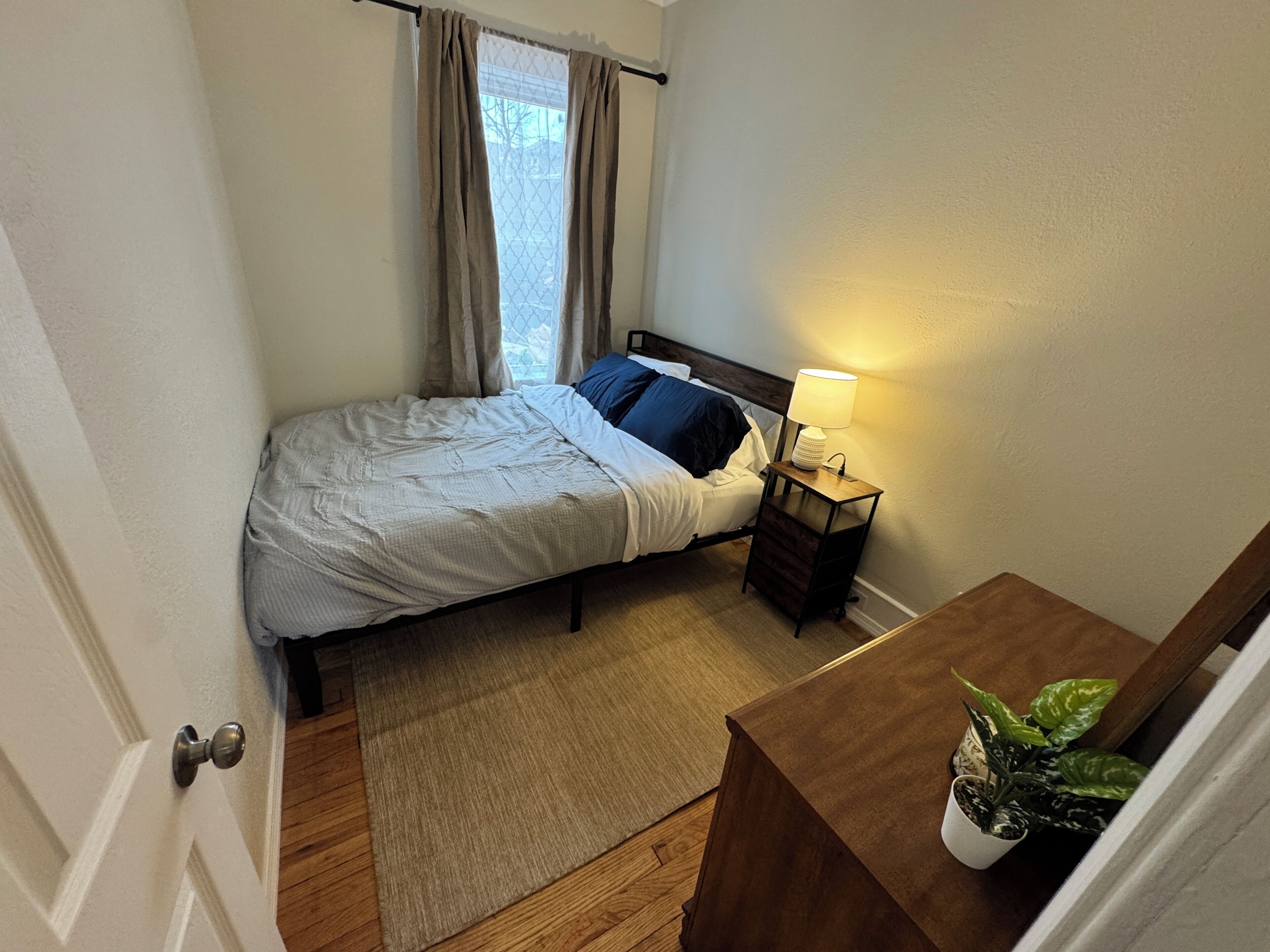 Strykejern/-brett, wi-fi og sengetøy