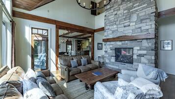 Smart TV, fireplace, books