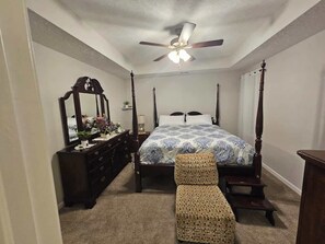 3 Schlafzimmer, Bügeleisen/Bügelbrett, WLAN, Bettwäsche