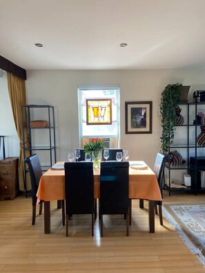 Dining - Tamtam Loft (CITQ #: 309507) (Montréal)