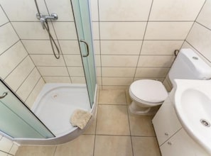 Shower, hair dryer, towels - Family Apartmani Sara Malinska - Studio Apartment AS4 53045 (Malinska)