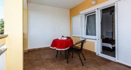 Family Apartmani Sara Malinska - Double Room S2 53049