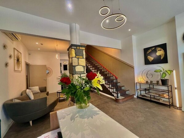 Interior - EVELIA HOTELS (Nice)