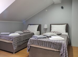 Spa - Apartments & Rooms Latin - Triple Room (Plaski)