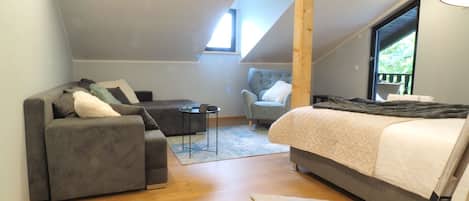 Internet, bed sheets