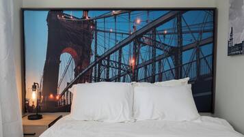 2 bedrooms, desk, iron/ironing board, free WiFi