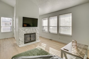 Interior - Family Ski Getaway in Midvale: 16 Mi to Snowbird (Midvale)